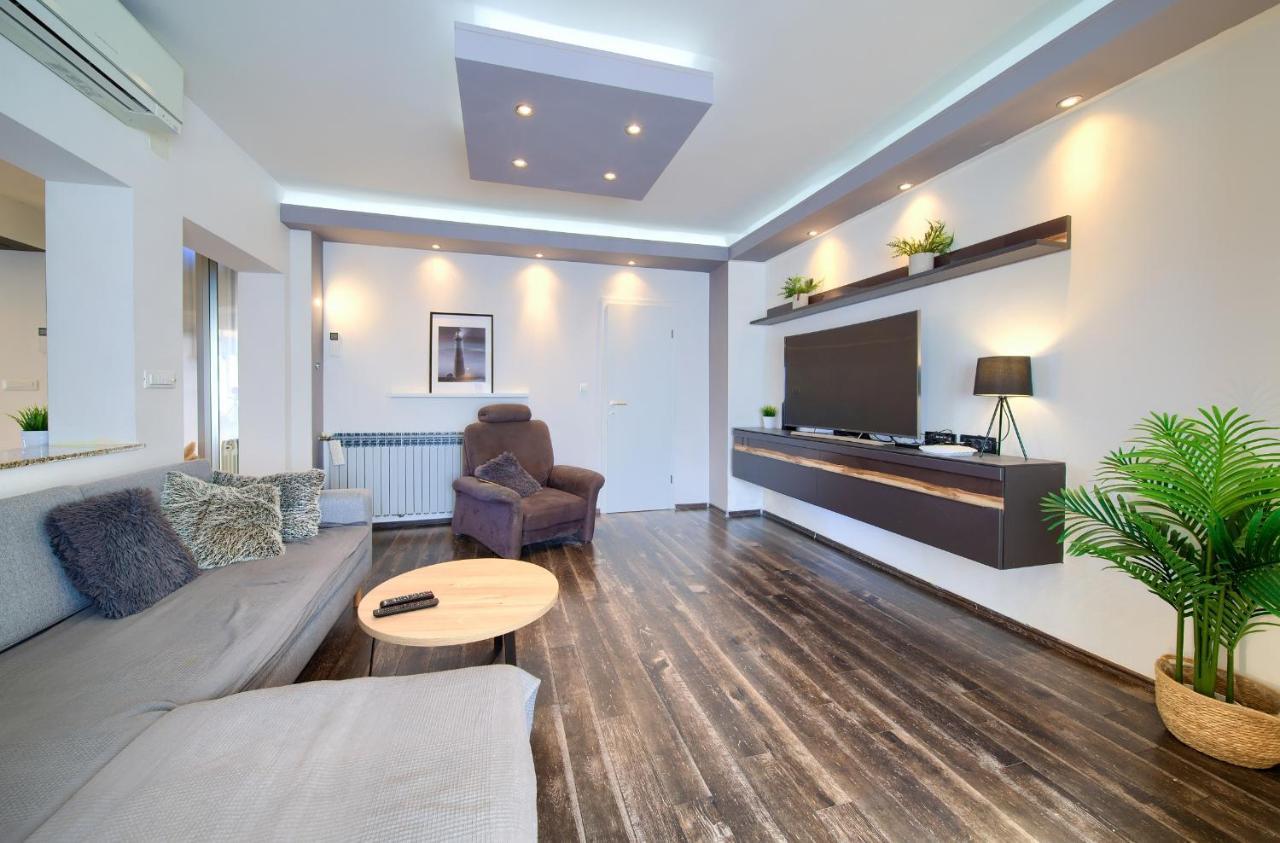 Luxury Apartments Vanessa, Njivice Εξωτερικό φωτογραφία