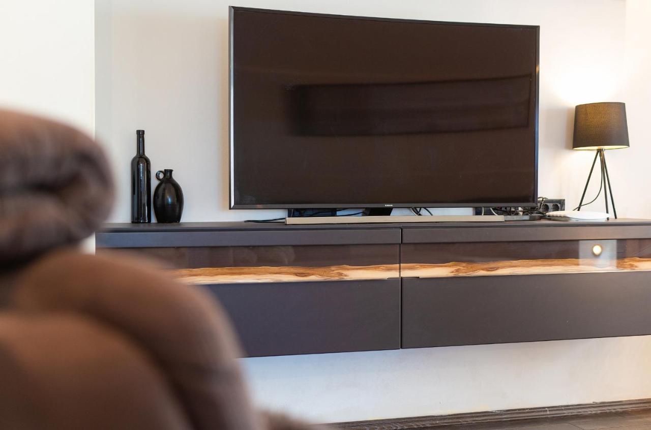 Luxury Apartments Vanessa, Njivice Εξωτερικό φωτογραφία
